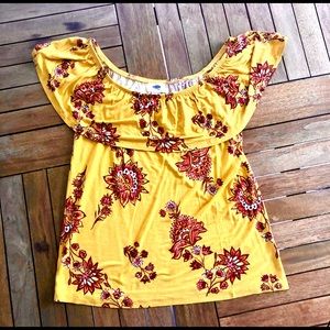 Old Navy off the shoulder yellow print top